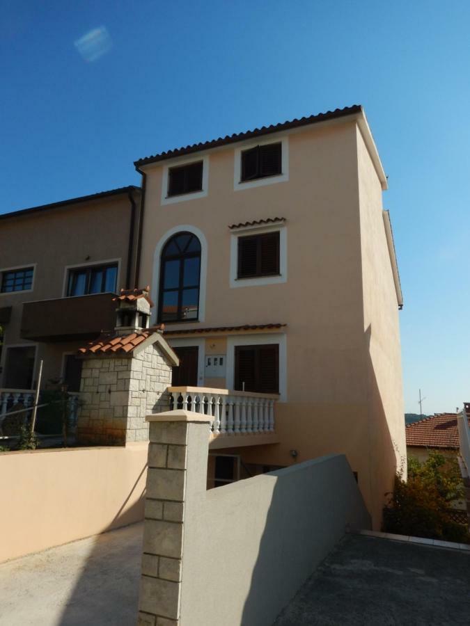 Apartman Ivankovic*** Pula Exterior foto